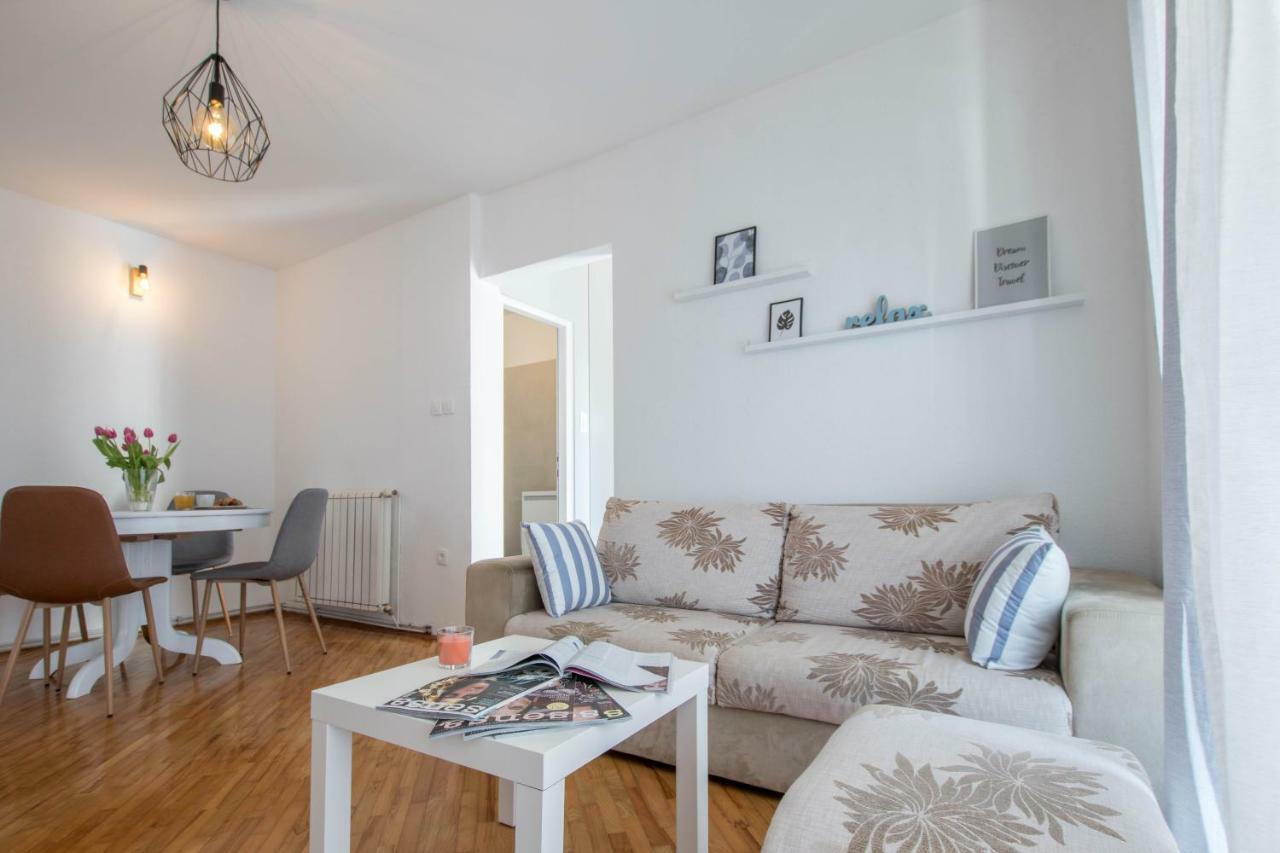 Ferienwohnung App Lov Umag Exterior foto