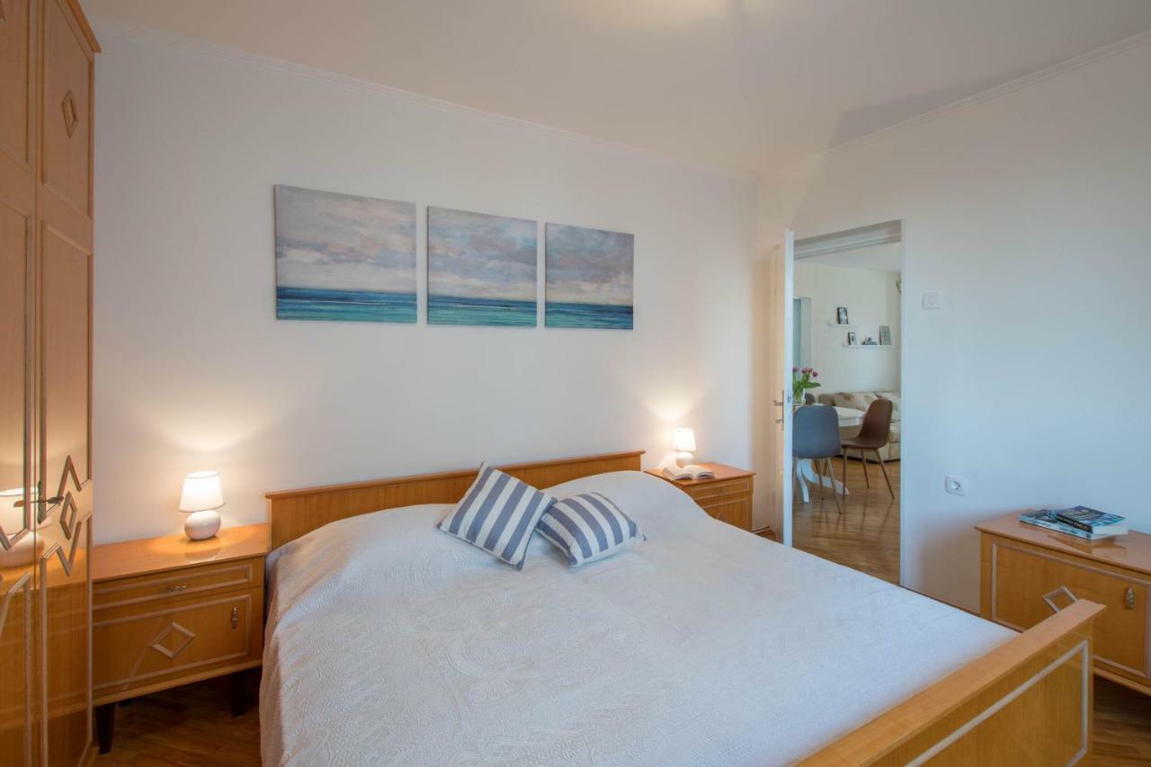 Ferienwohnung App Lov Umag Exterior foto