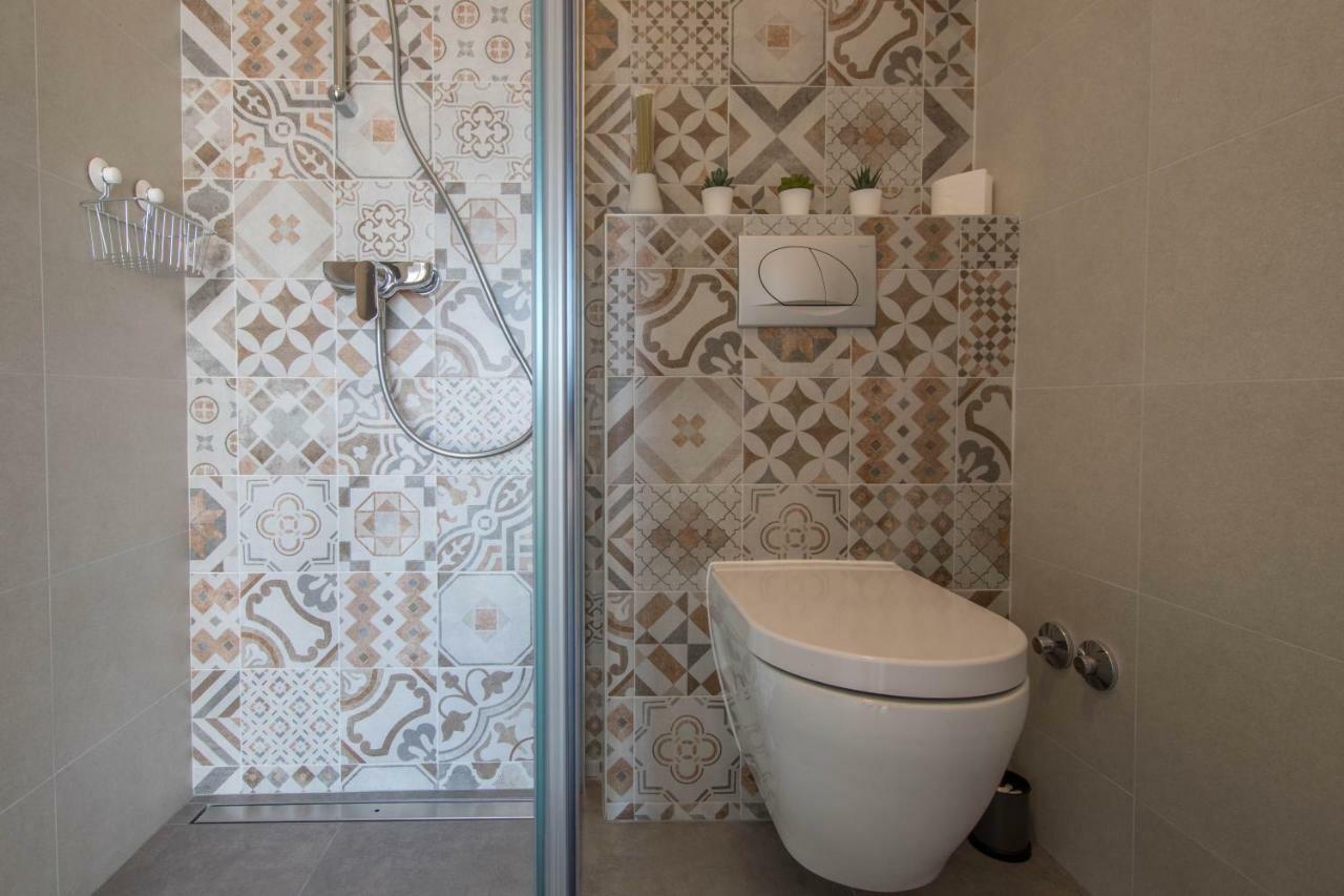 Ferienwohnung App Lov Umag Exterior foto