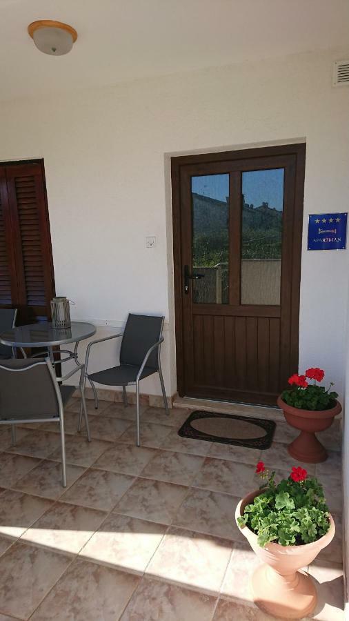 Ferienwohnung App Lov Umag Exterior foto